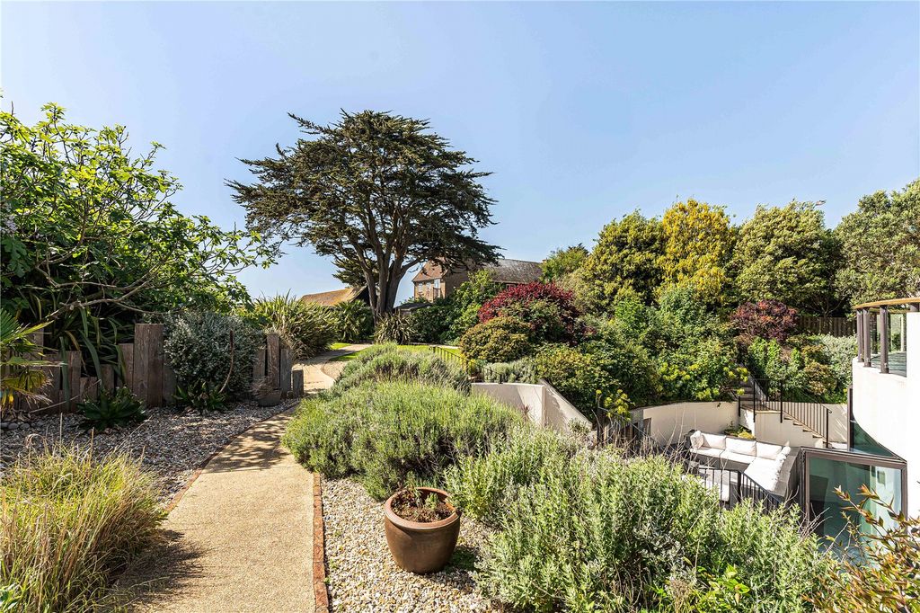Additional image 17 of 8 bed detached house for saleSea Way, Middleton-On-Sea, Bognor Regis, West Sussex PO22