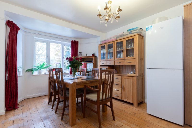 Property photo 3 of 16 Dining