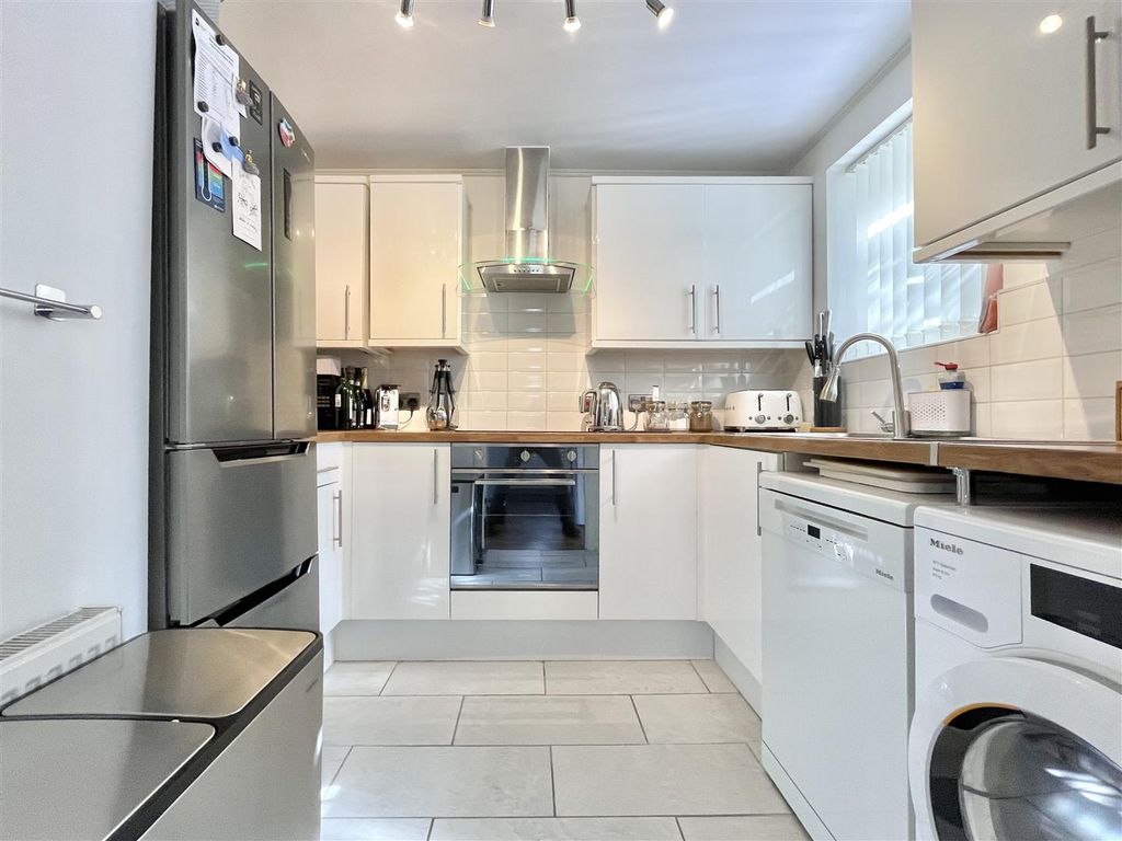 Property photo 3 of 27 Img_1059.Jpeg