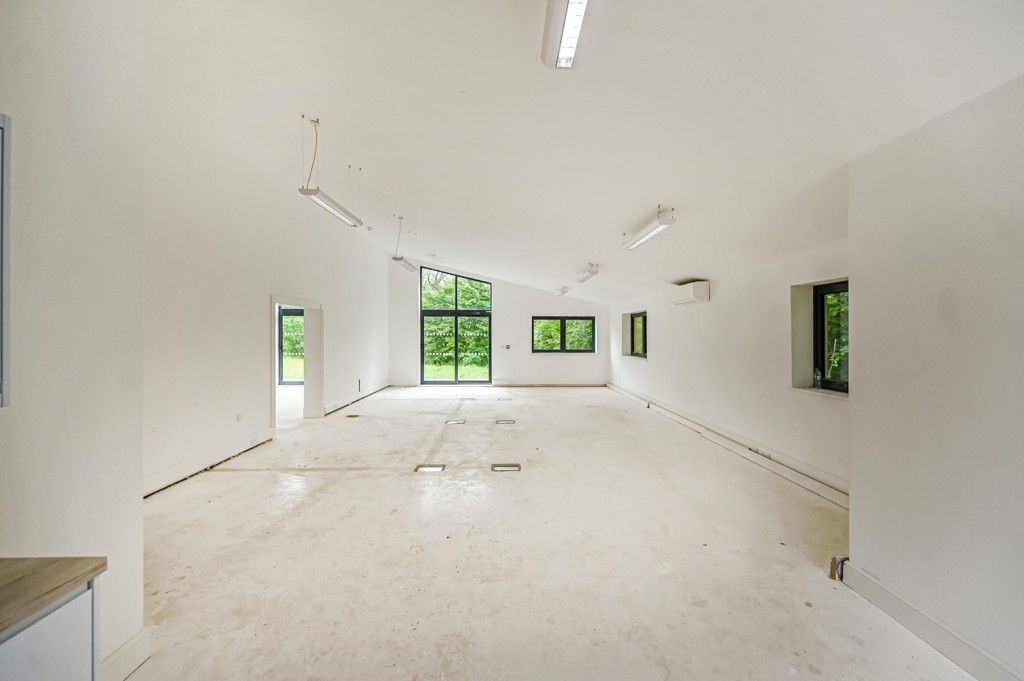 Property photo 3 of 5 Photo 3