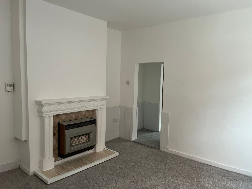 Property photo 3 of 11 Dinning Room