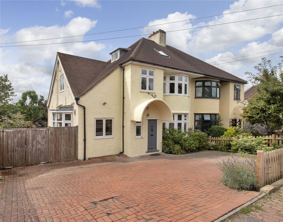 Property photo 1 of 24 22 Claremont Gardens