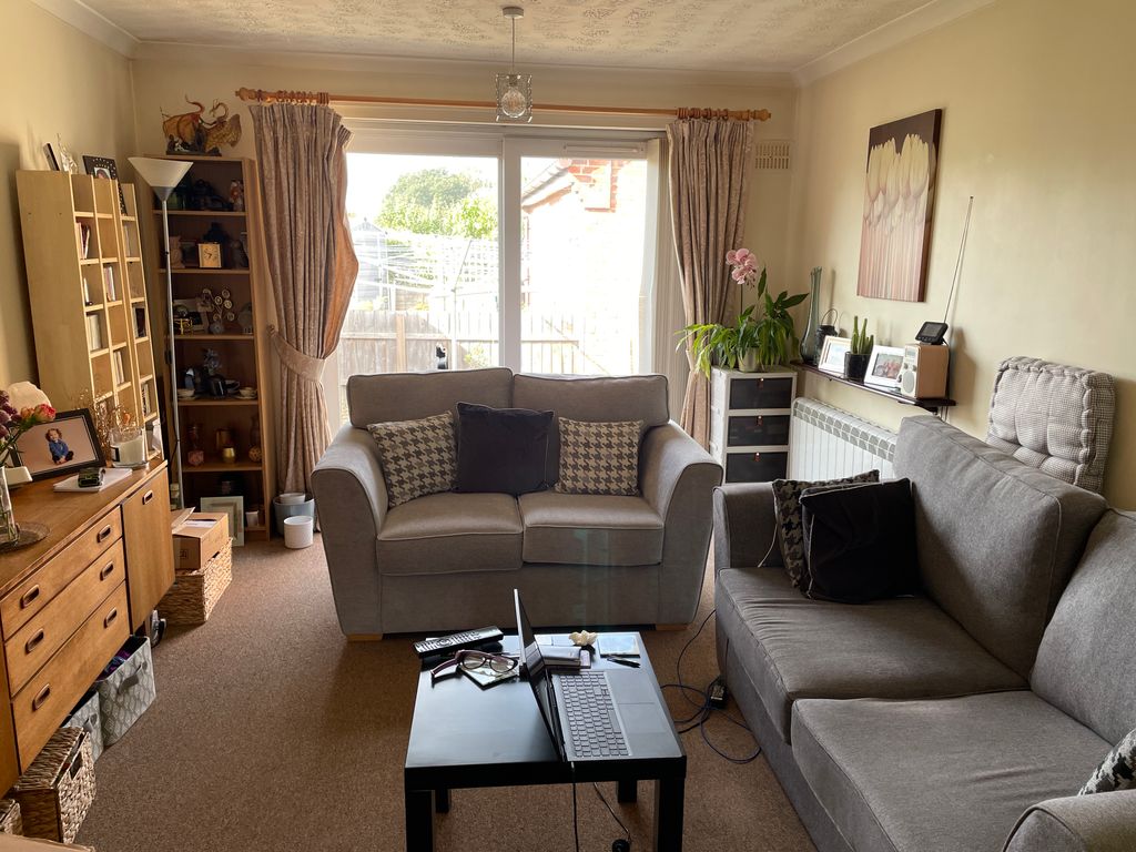 Property photo 2 of 7 Sitting Room