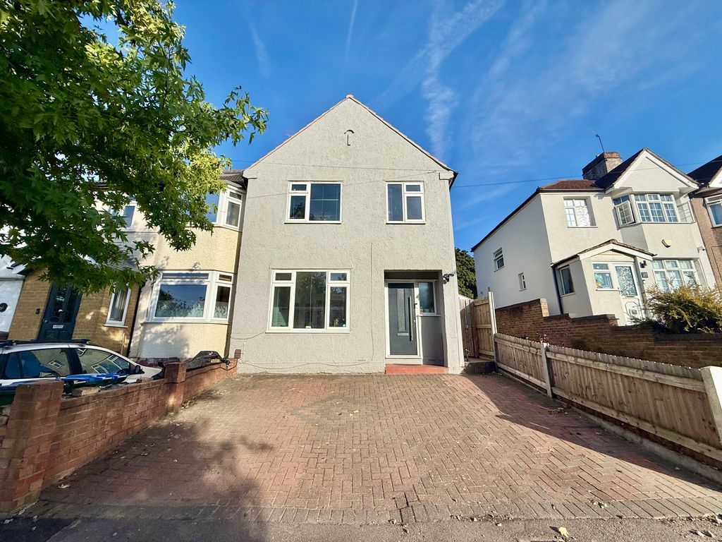 Property photo 1 of 25