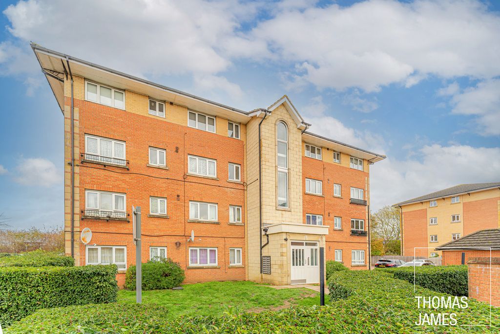 Property photo 1 of 9