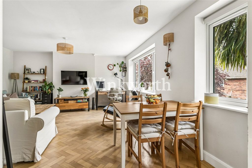 Property photo 1 of 15 Picture No. 04