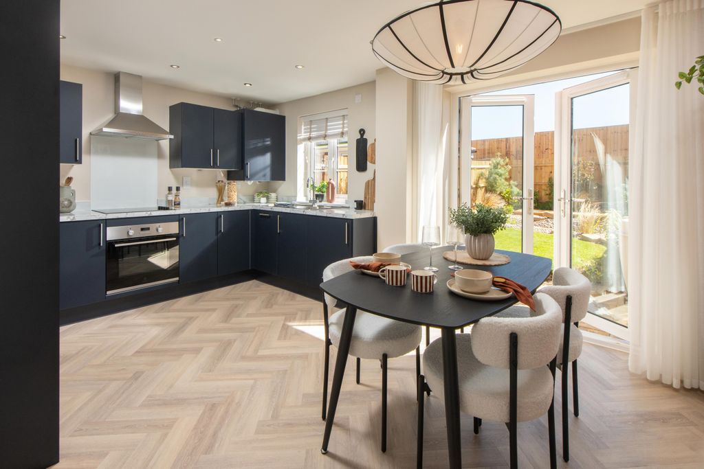 Property photo 2 of 8 Maidstone Kitchen Diner - Castle Reach