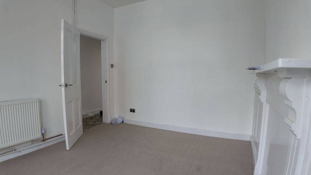 Property photo 3 of 9 Reception Room