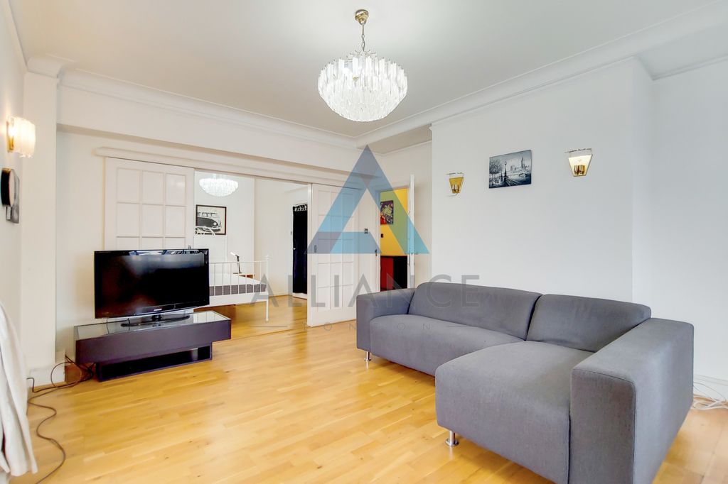 Property photo 3 of 13