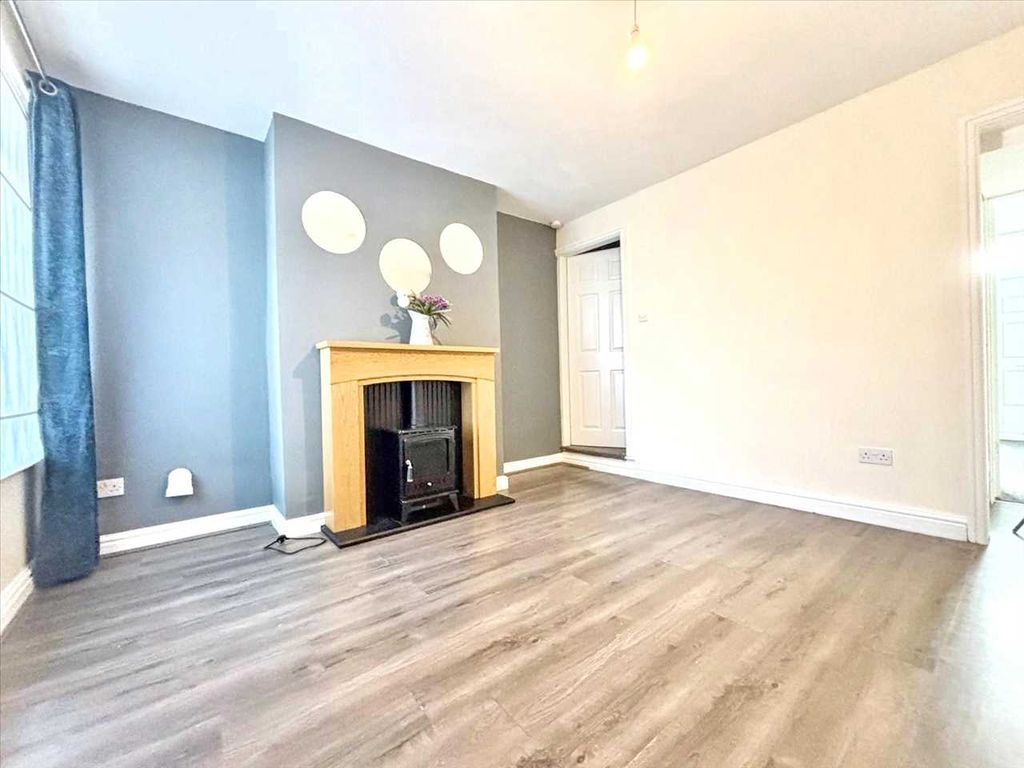 Property photo 2 of 20 Reception Room