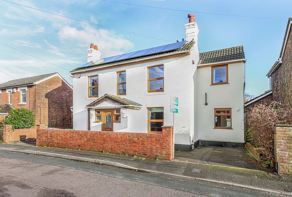 Property photo 1 of 27