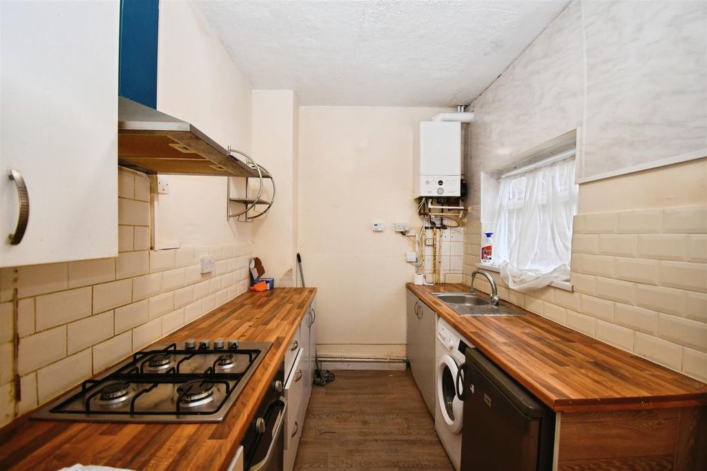 Property photo 3 of 7 5F166B38-U 20 20 286 29.Jpg