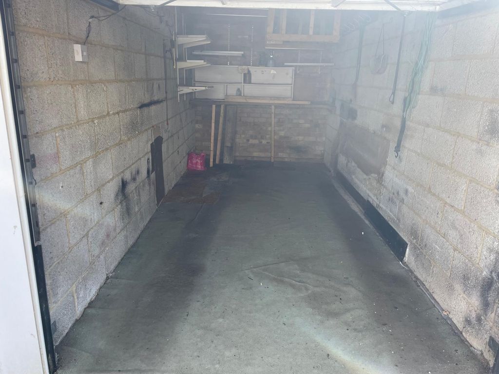 Property photo 2 of 2