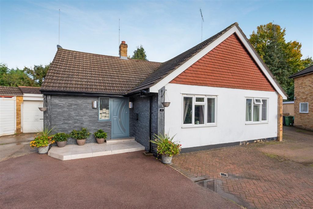 Property photo 1 of 15