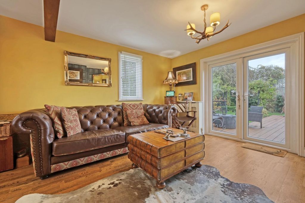 Property photo 3 of 32