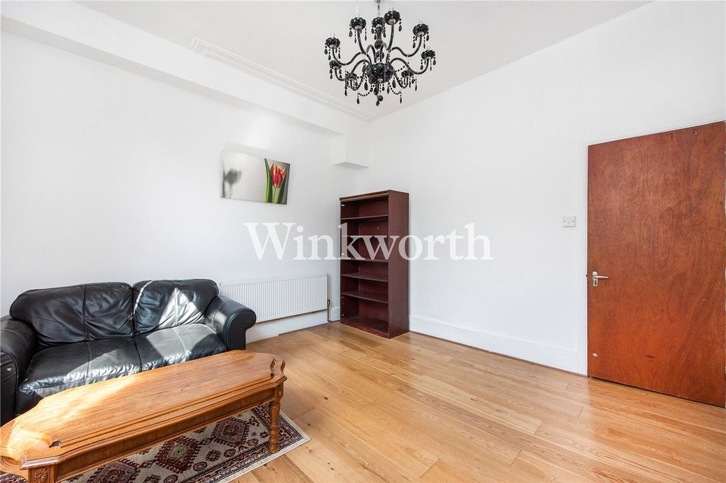 Property photo 3 of 15 Picture No. 07