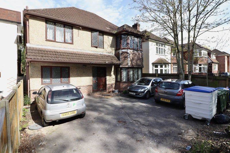 Property photo 1 of 3
