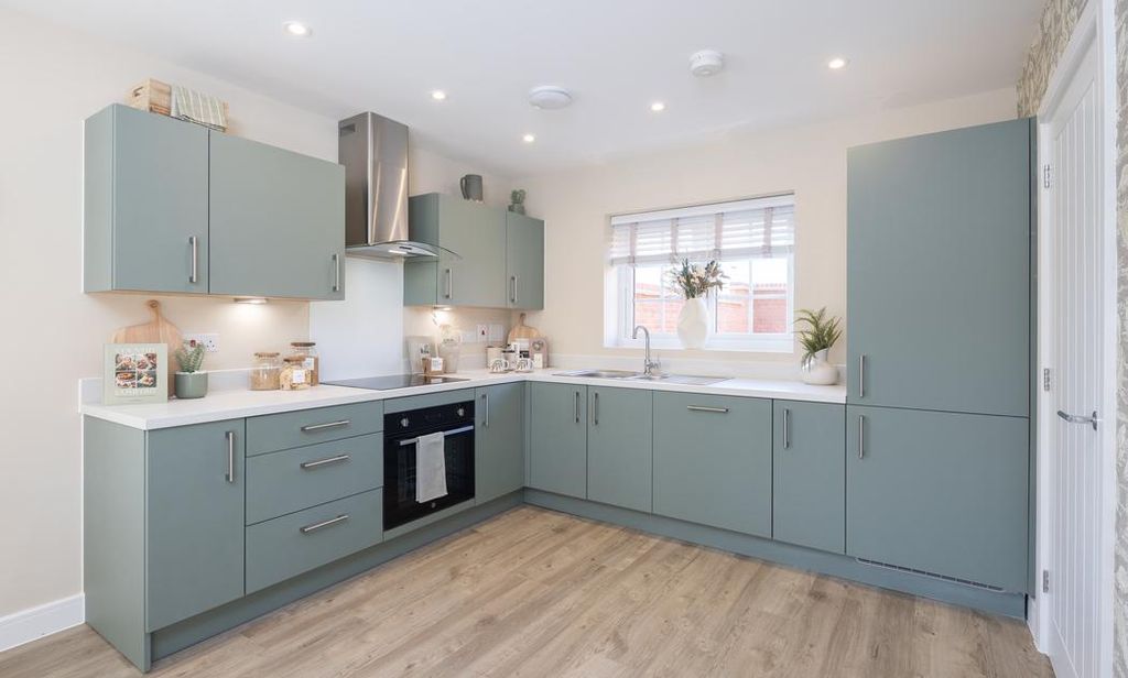 Property photo 2 of 8 Dandara - Zoopla -