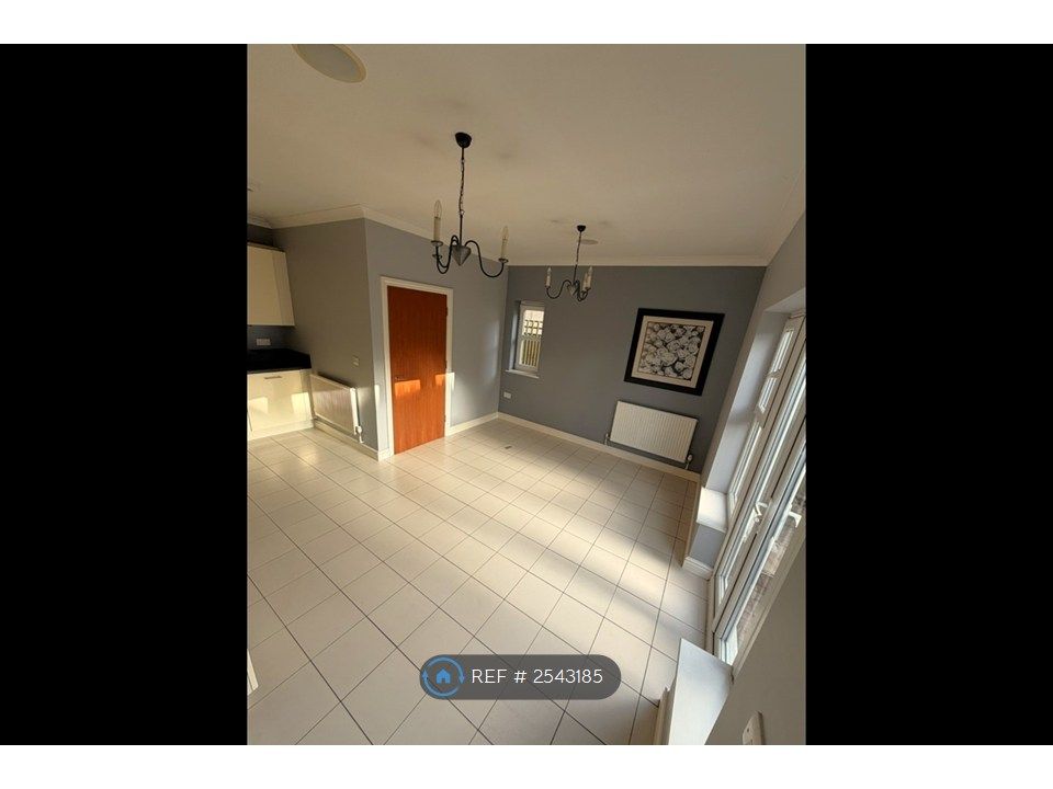 Property photo 3 of 15 Kitchen/Breakfast Room