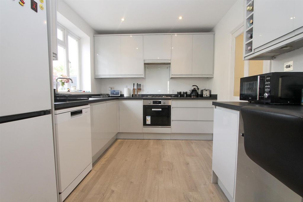 Property photo 2 of 22 Img_0130.Jpg