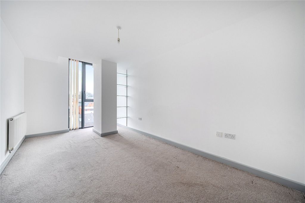 Property photo 3 of 14 Picture No. 11