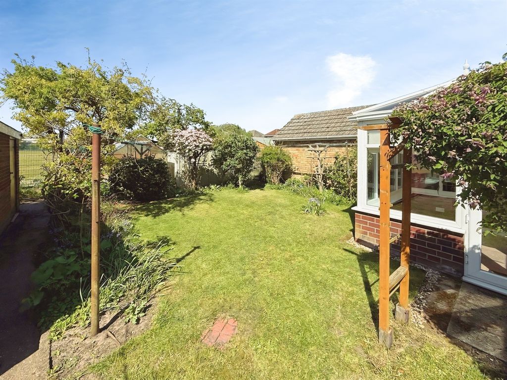 Property photo 3 of 21