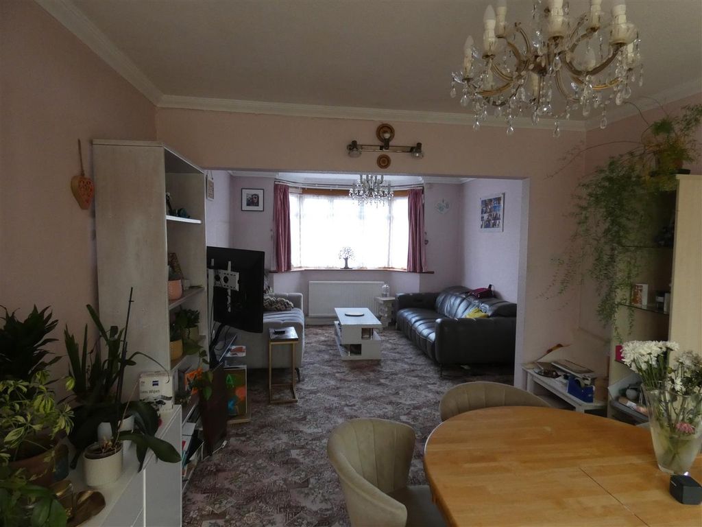 Property photo 3 of 15 P1050689.Jpg