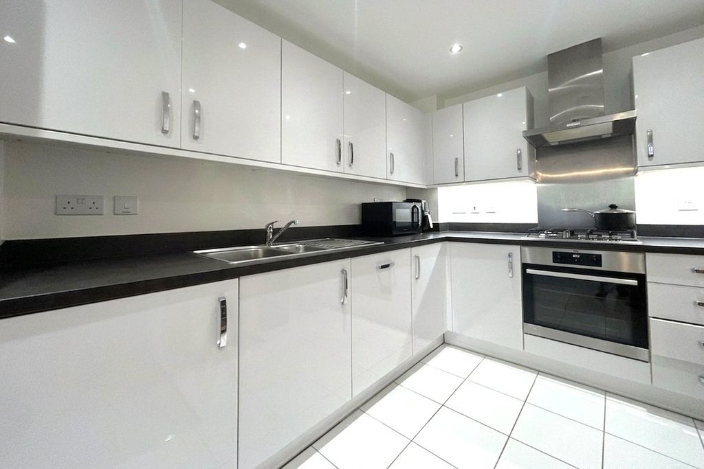 Property photo 2 of 10 Picture 2