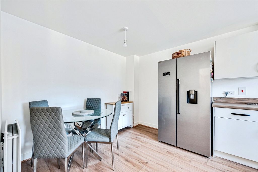 Property photo 3 of 17 Picture No. 08