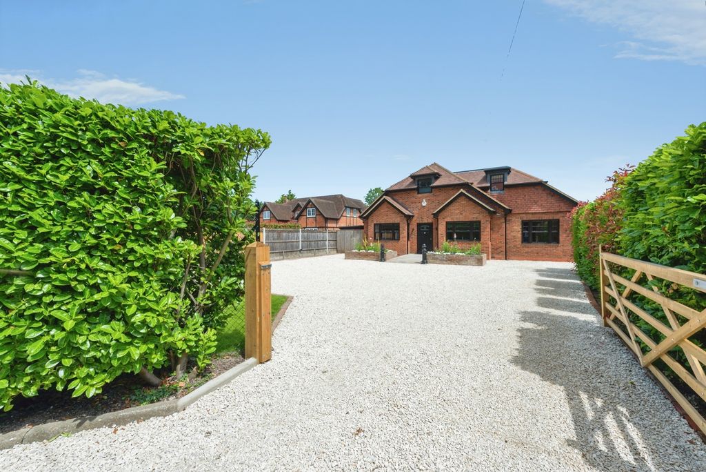 Property photo 1 of 19 Pbox-Img.Jpg