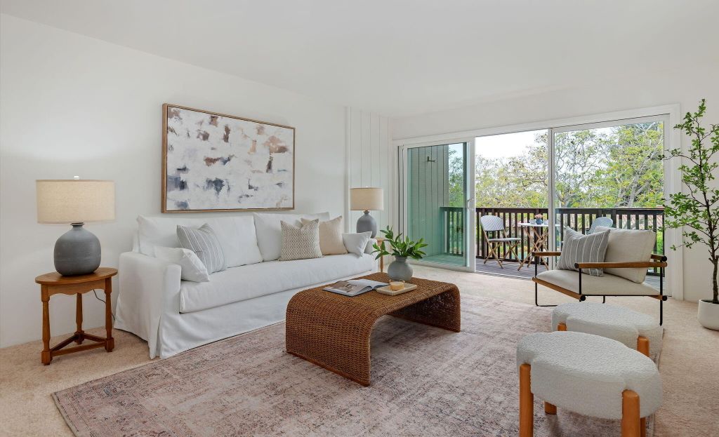 Property photo 3 of 10 <Alttext/>