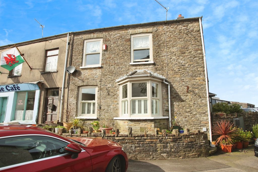 Property photo 1 of 21