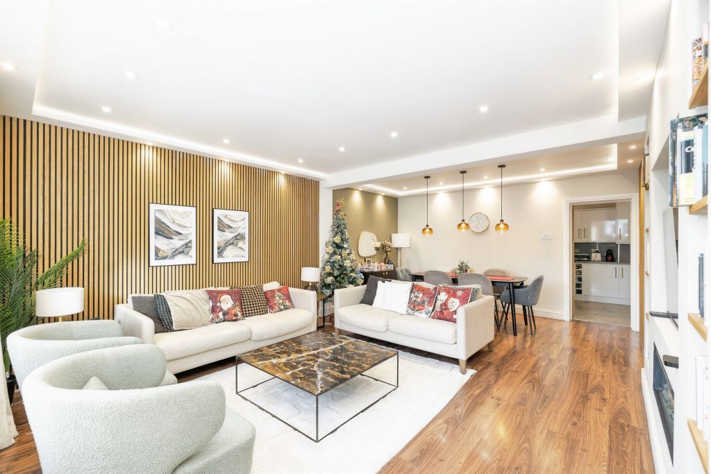 Property photo 3 of 20