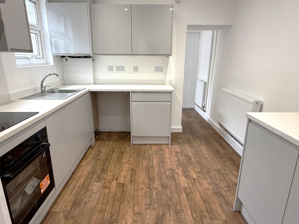 Property photo 3 of 11 Not Specified
