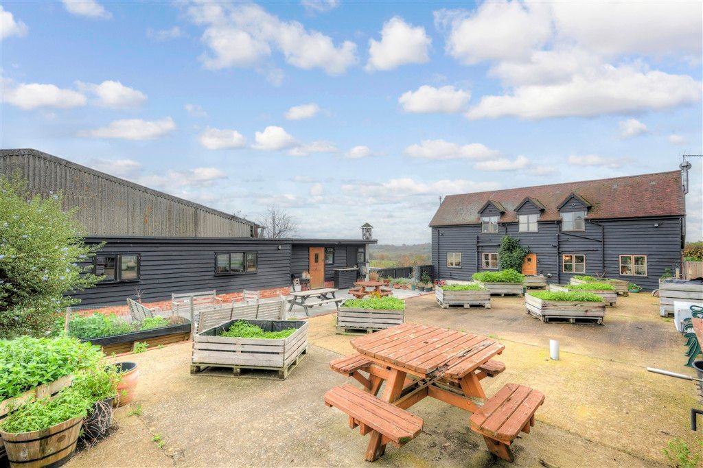 Property photo 2 of 30 Rear Garden