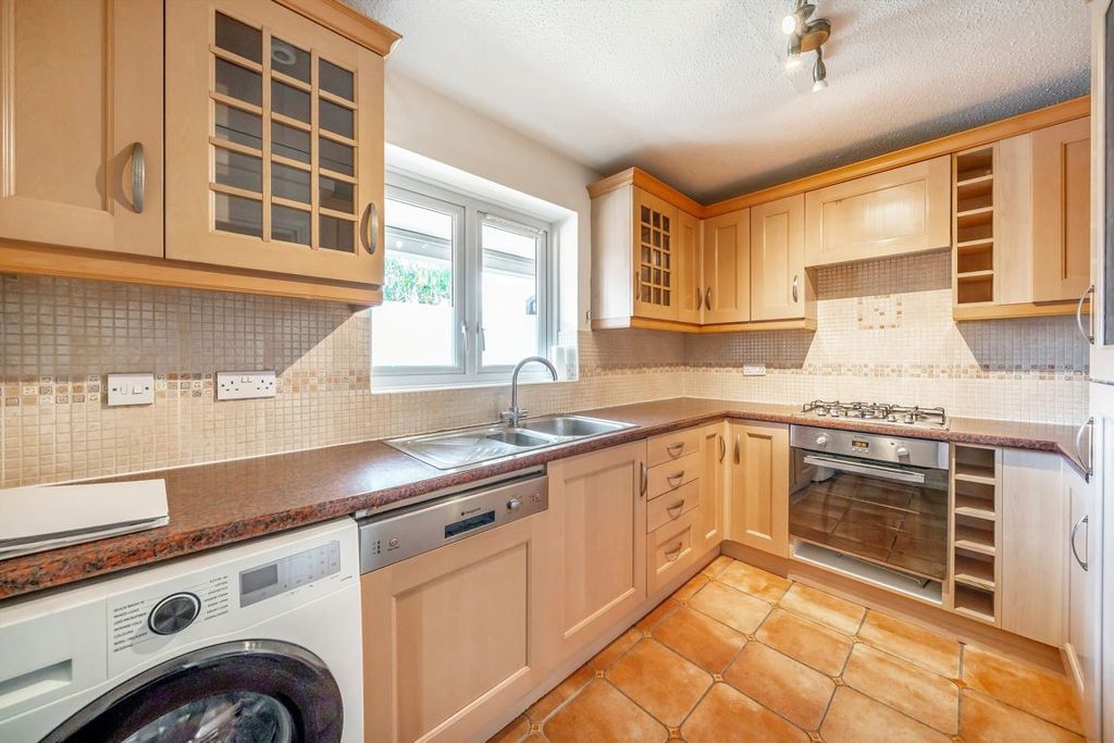 Property photo 2 of 4