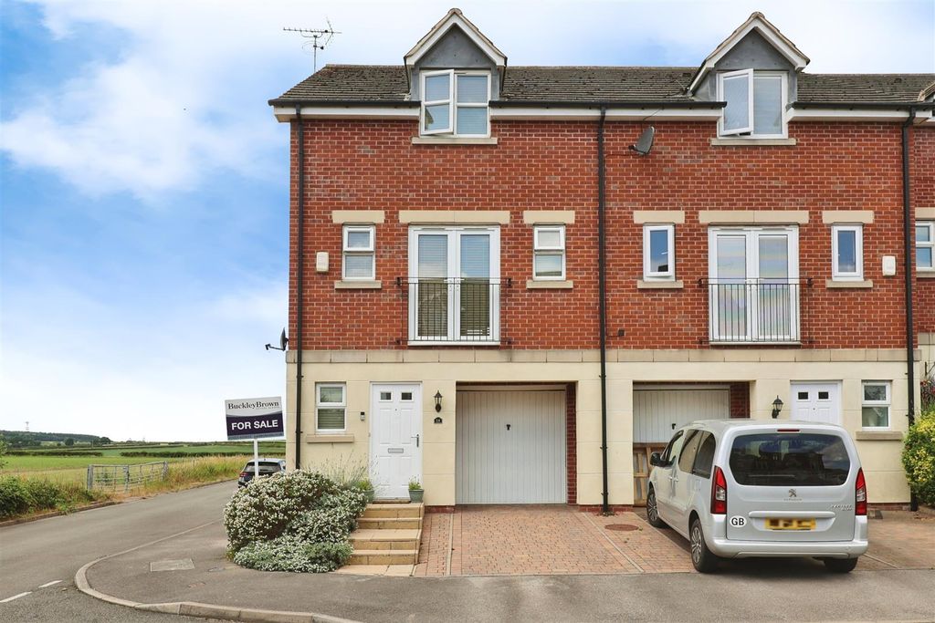 Property photo 2 of 18 2.Jpg