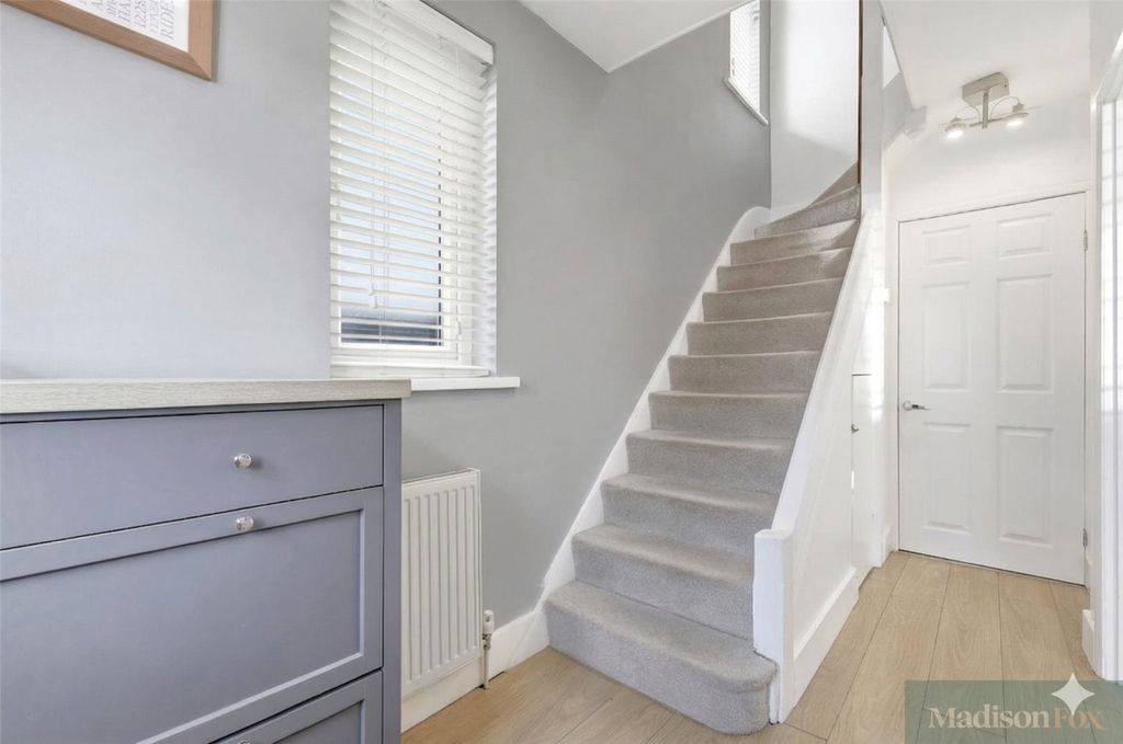 Property photo 2 of 21 Picture No. 28