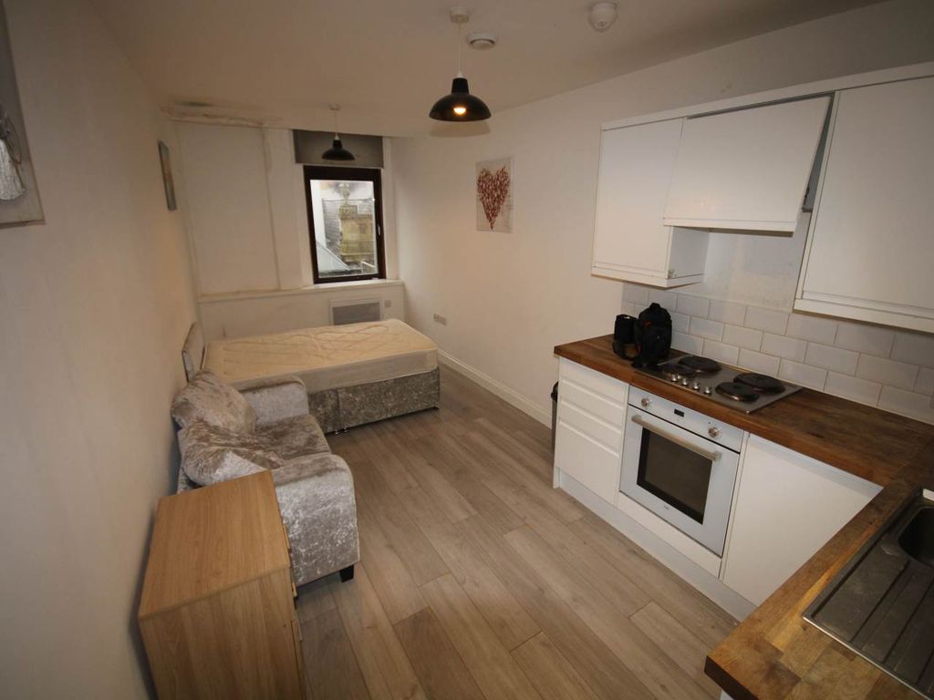 Property photo 3 of 11 Img_2680