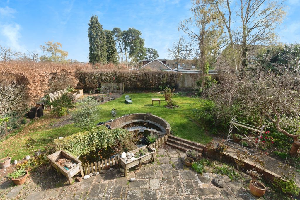 Property photo 3 of 15