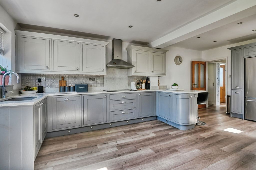 Additional image 4 of 4 bed detached house for saleWhitehouse Common Road, Sutton Coldfield B75