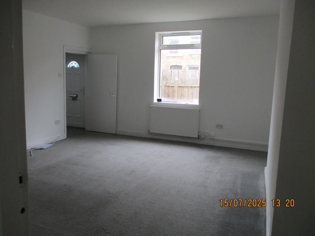 Property photo 2 of 11 Photo 2