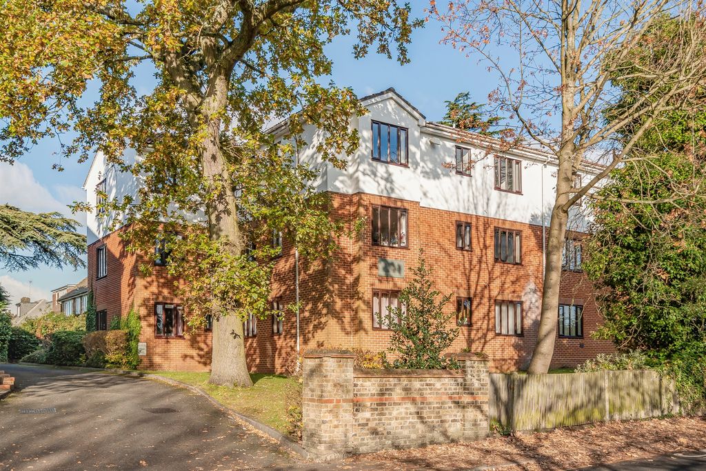 Property photo 1 of 12