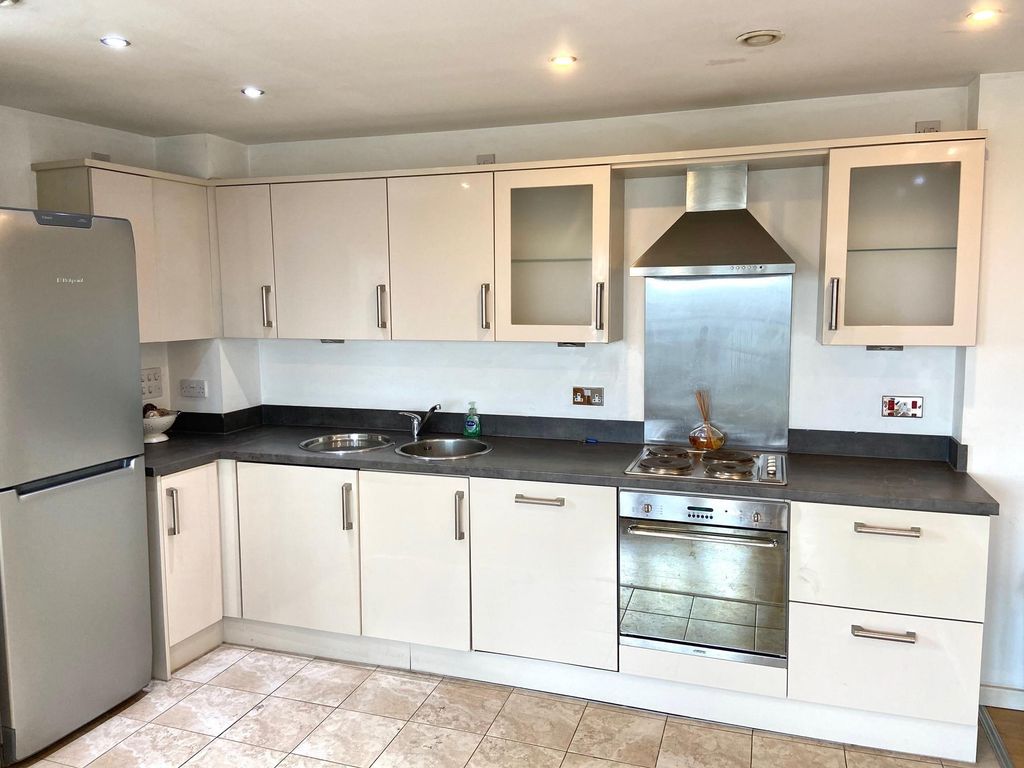 Property photo 2 of 8 View