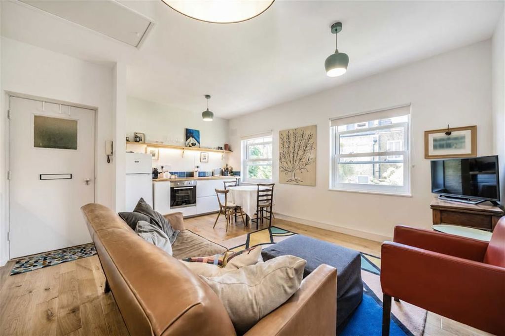 Property photo 1 of 4