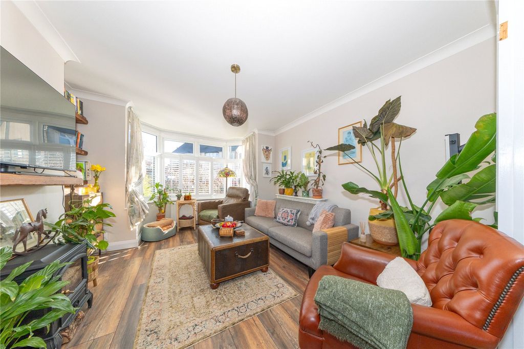 Property photo 3 of 28 Picture No. 08