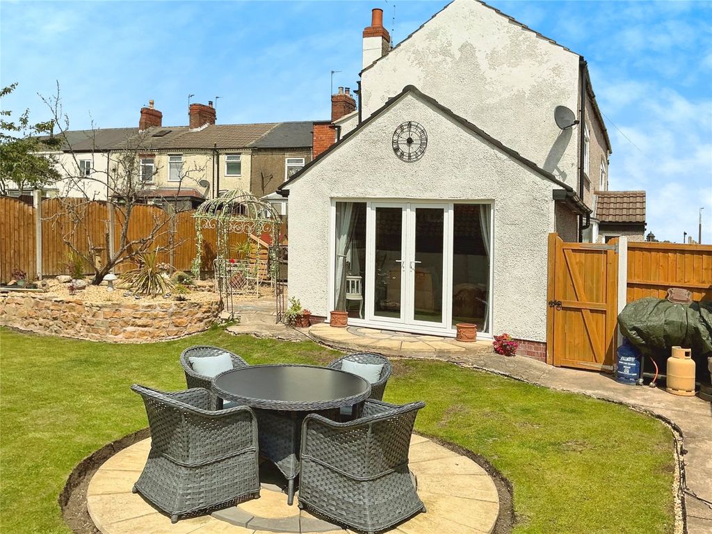 Property photo 2 of 36 Rear Garden