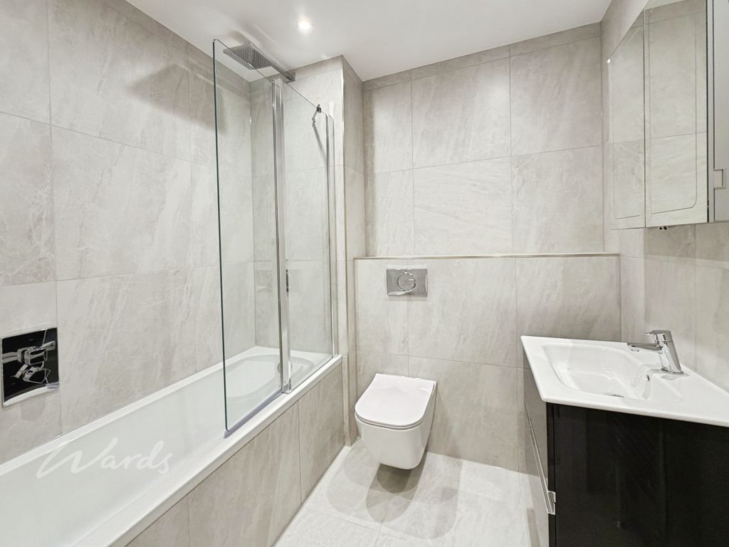 Property photo 3 of 8 Emin 1 Bath Use