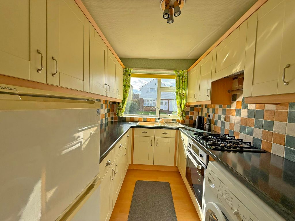 Property photo 3 of 10 Img_8032