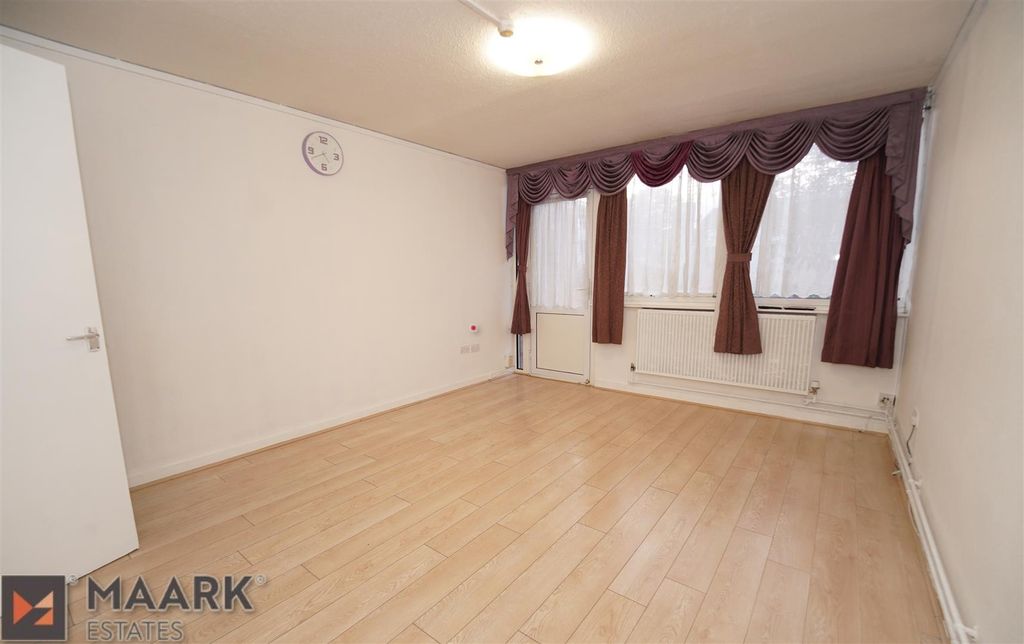 Property photo 3 of 14 Picture 6.Jpg
